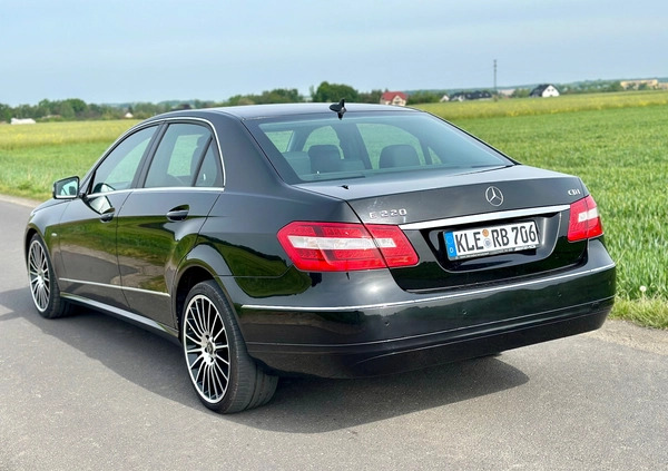 Mercedes-Benz Klasa E cena 42500 przebieg: 254900, rok produkcji 2010 z Chojnów małe 154